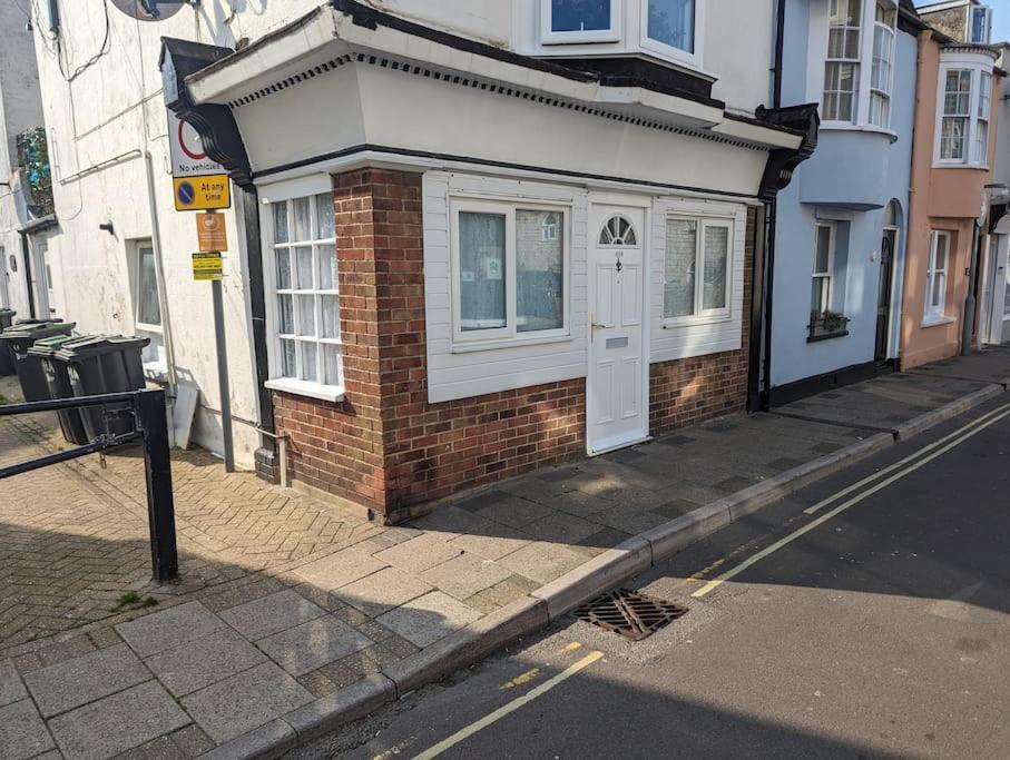 Free Parking, 1 Bed Flat Park Street Apartment *